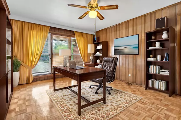 Chicago, IL 60643,9358 S Claremont Avenue