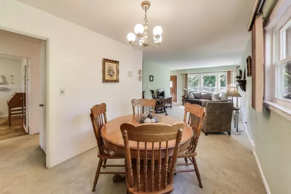 Evanston, IL 60202,309 Darrow Avenue