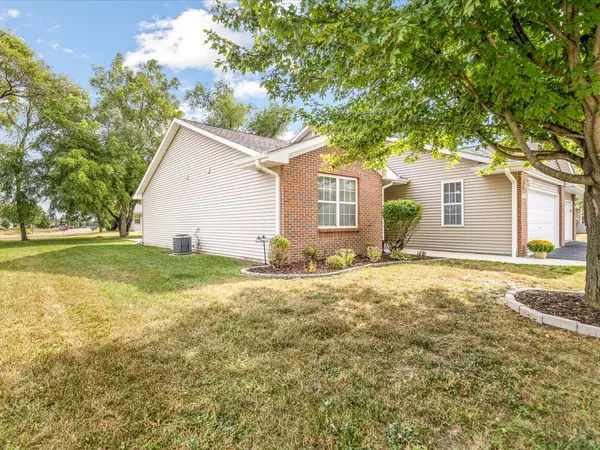 South Beloit, IL 61080,214 Sauk Ridge Drive #1