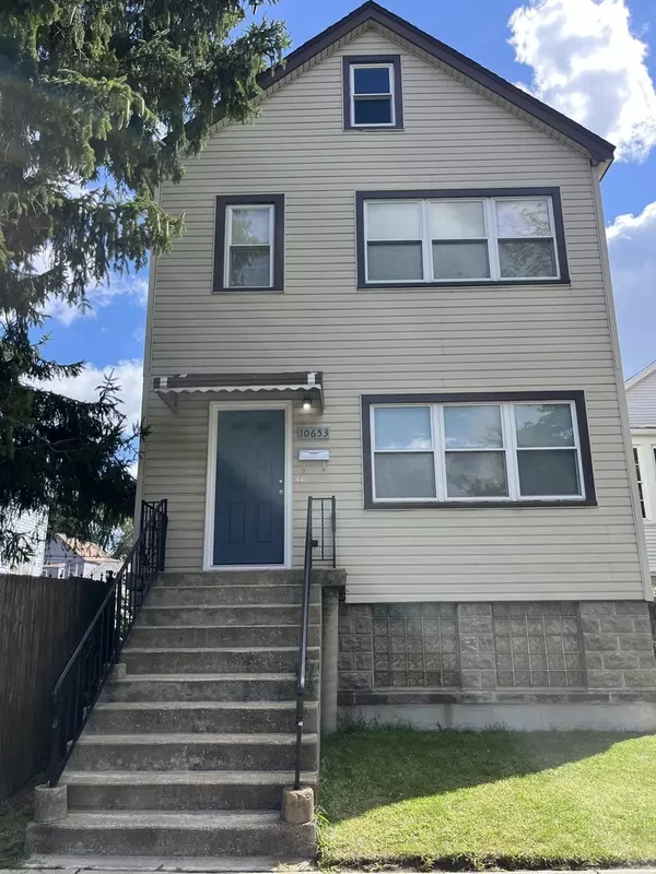 10653 S Mackinaw Avenue, Chicago, IL 60617