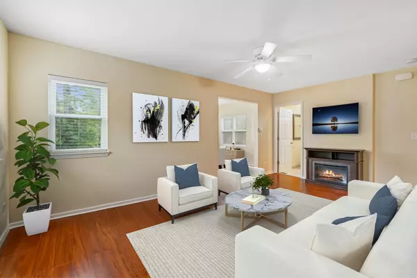 Lake Zurich, IL 60047,21625 W Ravine Drive