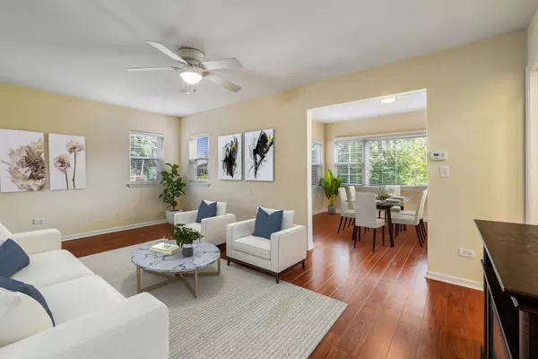 Lake Zurich, IL 60047,21625 W Ravine Drive