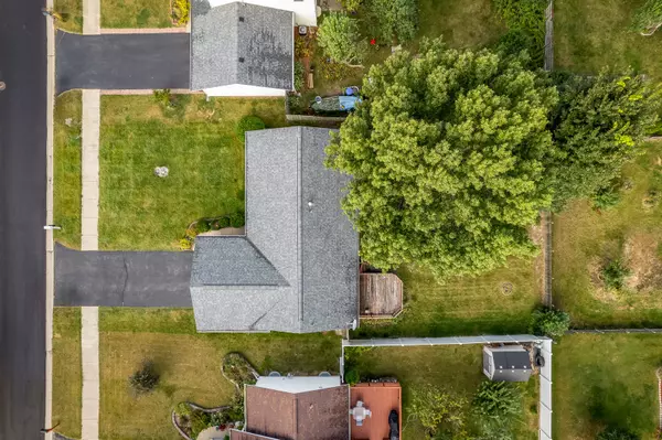 Rockford, IL 61107,6438 Wicklow Close