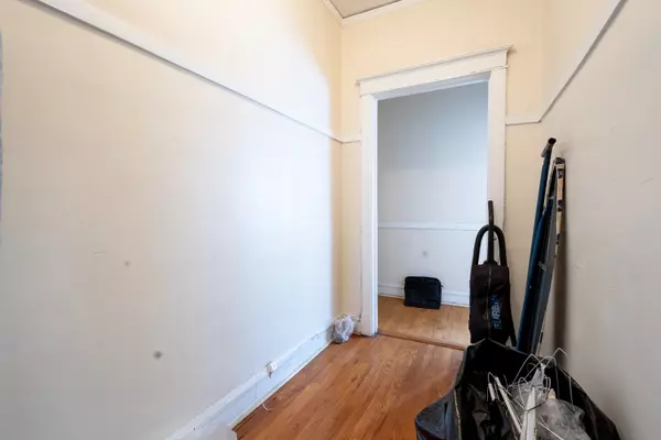 Chicago, IL 60619,8145 S Cottage Grove Avenue