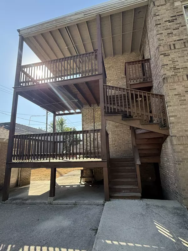 Chicago, IL 60651,5901 W Rice Street