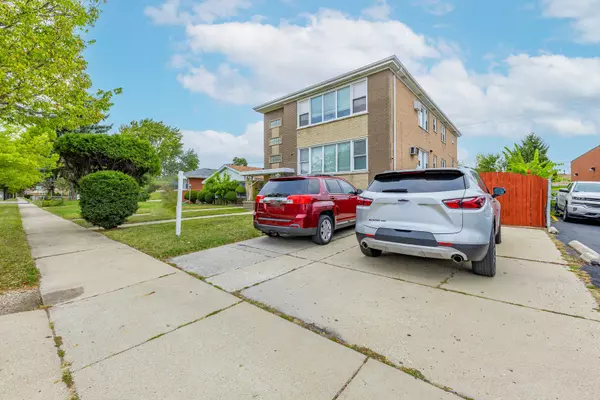 Burbank, IL 60459,5116 W 79TH Street