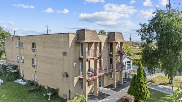 Cicero, IL 60804,3243 S 49th Avenue #301
