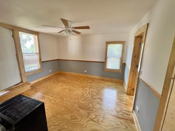 Chicago, IL 60636,6211 S Loomis Boulevard #2R