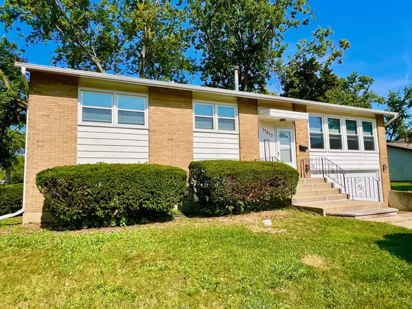 Hazel Crest, IL 60429,17613 Grandview Drive