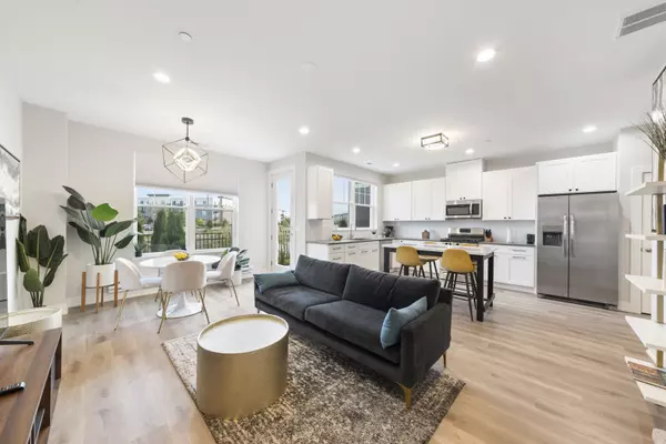 Warrenville, IL 60555,28295 Torch Parkway