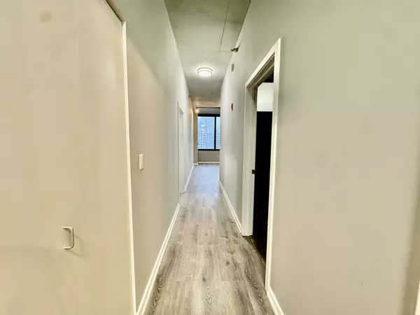 Chicago, IL 60607,235 W VAN BUREN Street #3519