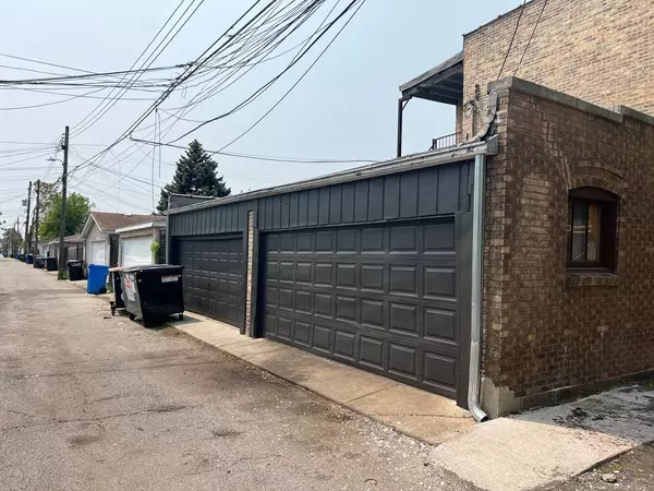 2453 W 56th Street #1S, Chicago, IL 60629
