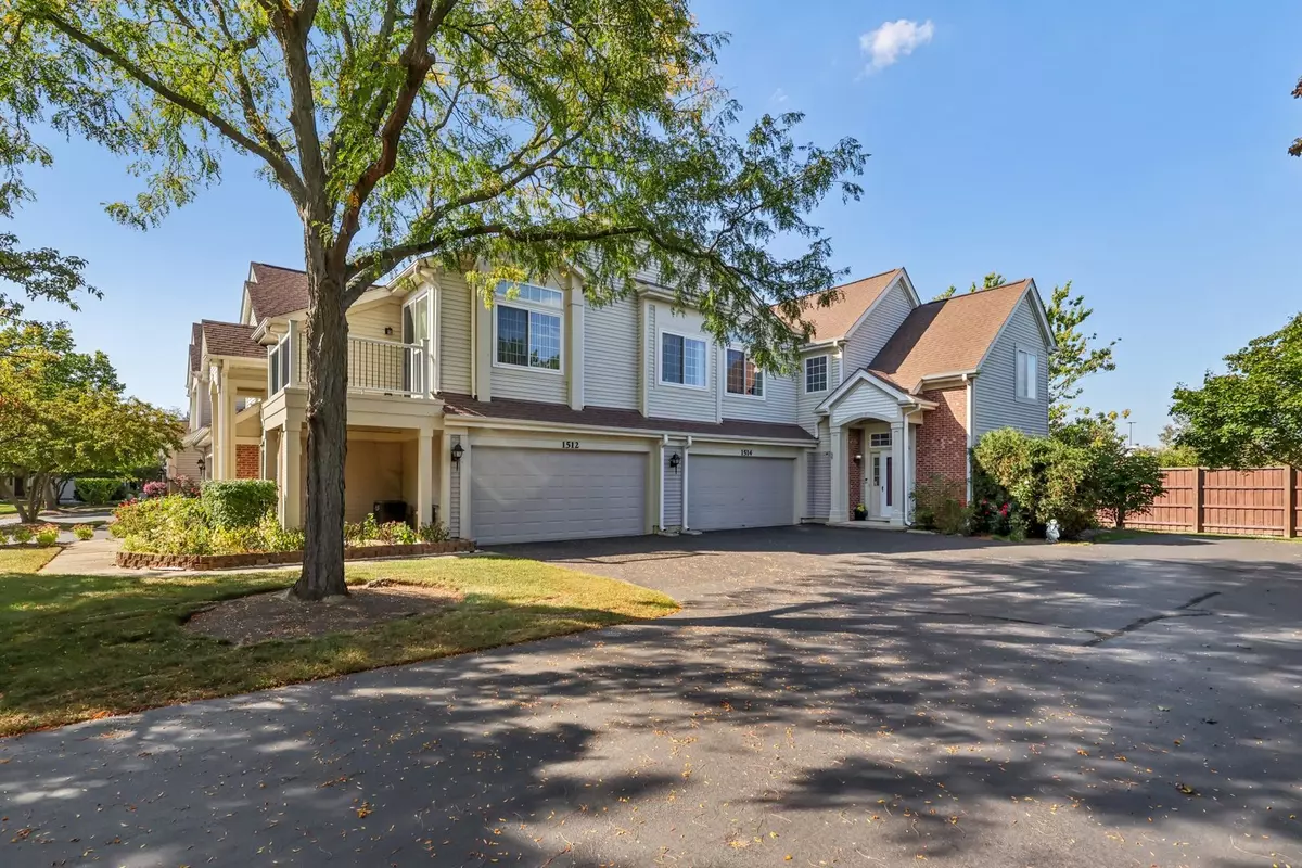 Palatine, IL 60074,1512 N Waterbury Circle