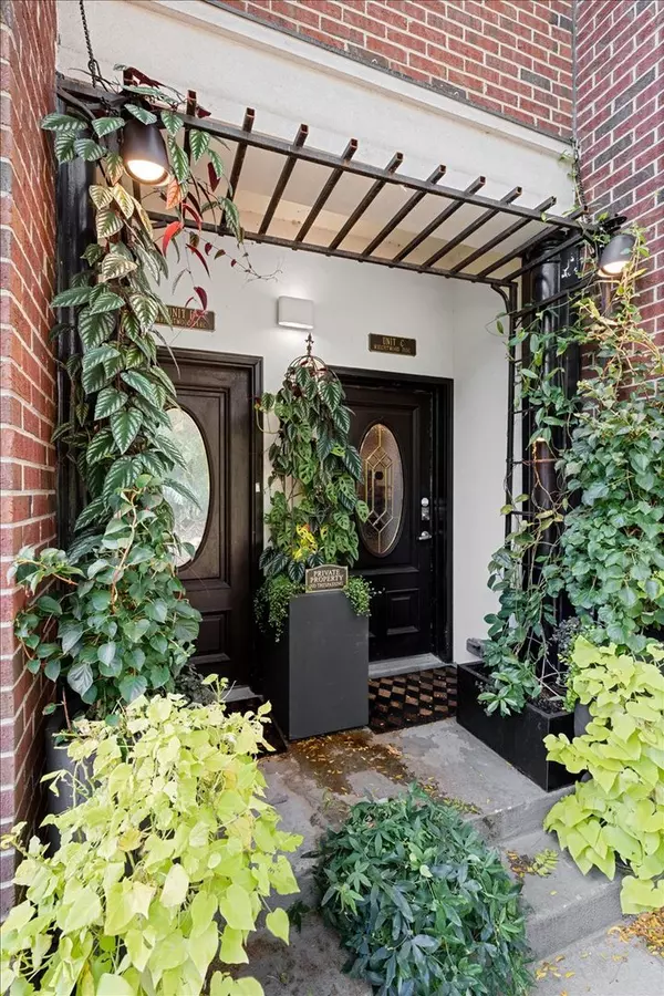 Chicago, IL 60614,747 W Wrightwood Avenue #c