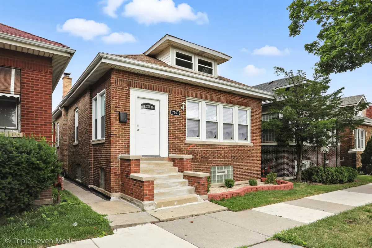 Chicago, IL 60620,7940 S Perry Avenue