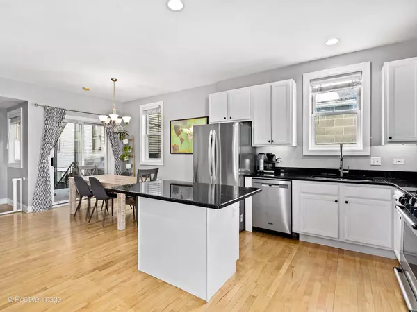 Chicago, IL 60640,1968 W FOSTER Avenue #D