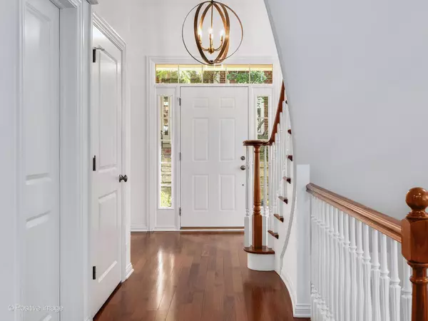 Western Springs, IL 60558,904 Hickory Drive