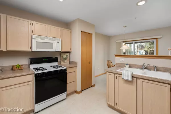 Plainfield, IL 60544,13818 S Bristlecone Lane #D