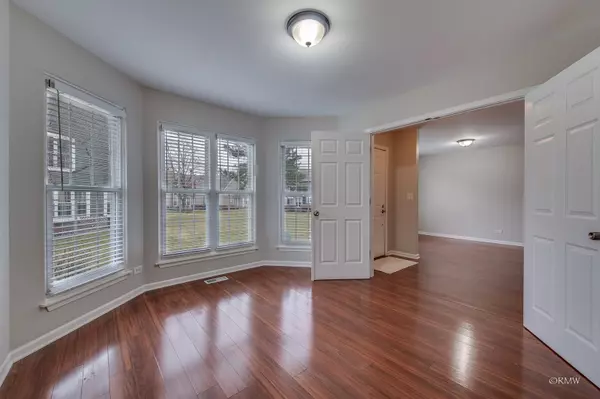 Carol Stream, IL 60188,1080 Rockport Drive