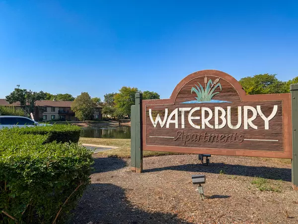 1091 Rodenburg Road #303, Roselle, IL 60172