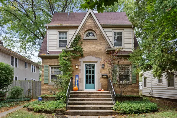 1110 N Ash Street, Waukegan, IL 60085