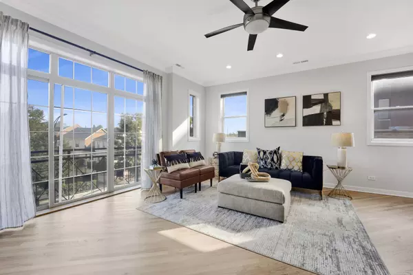 Chicago, IL 60618,2623 W Belmont Avenue #3