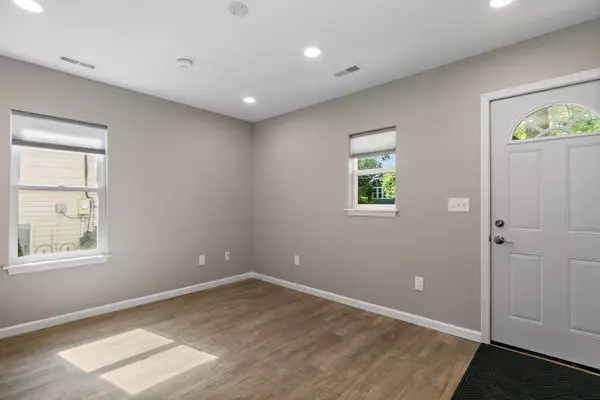 Woodstock, IL 60098,1026 Clay Street