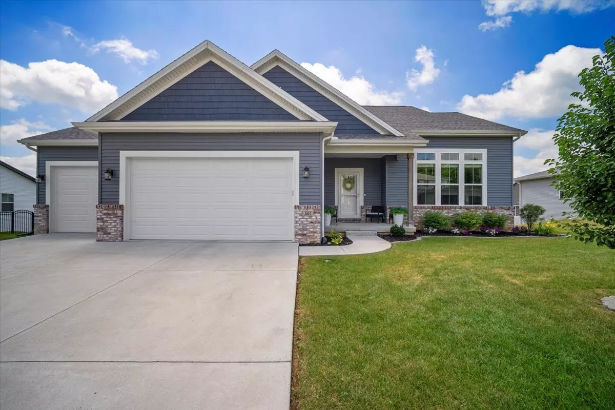 Downs, IL 61736,507 Raef Road