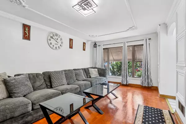 Chicago, IL 60652,3644 W 82nd Street