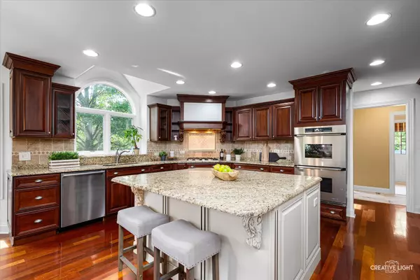 Naperville, IL 60564,1112 Saratoga Court