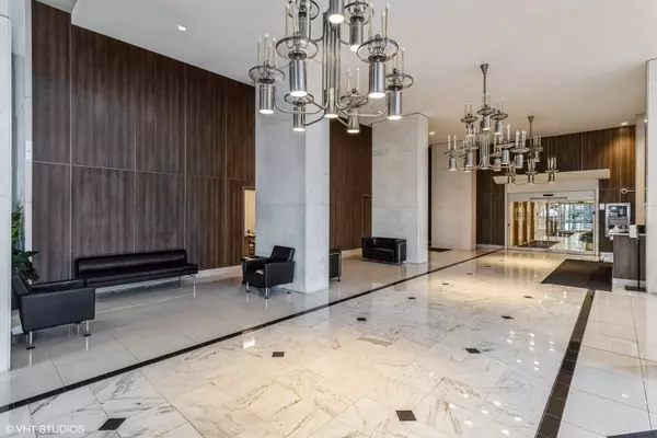 Chicago, IL 60610,1550 N Lake Shore Drive #32C