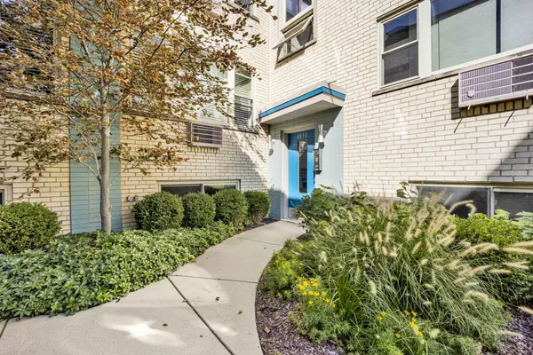 Chicago, IL 60640,4854 N Paulina Street #1W