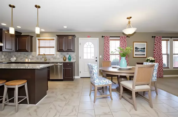 Normal, IL 61761,1714 Flagstone Drive