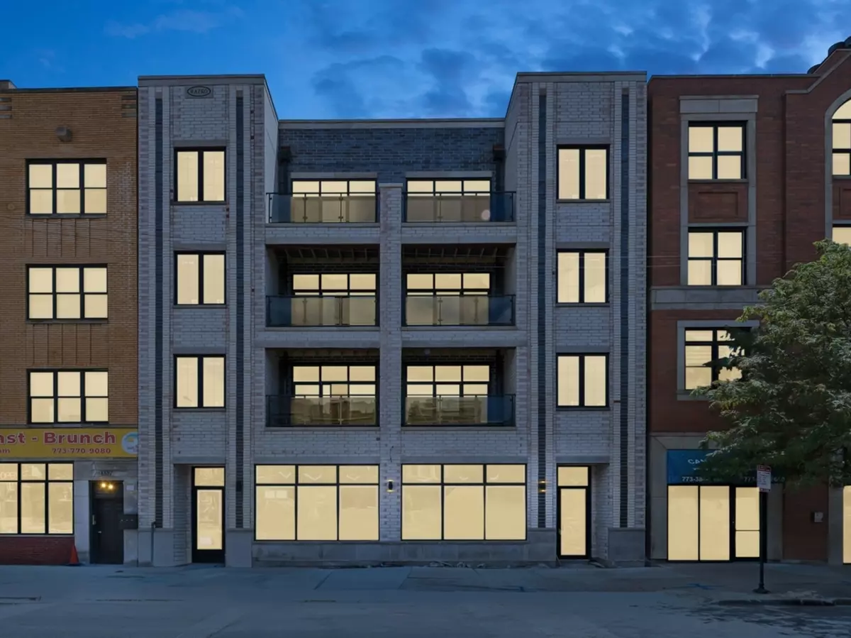 Chicago, IL 60622,1355 N Western Avenue #2A