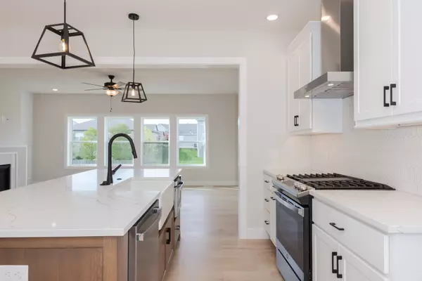 Bloomington, IL 61705,5214 Belvedere Drive