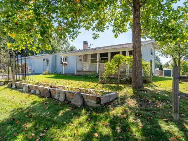 Carpentersville, IL 60110,901 Garfield Drive