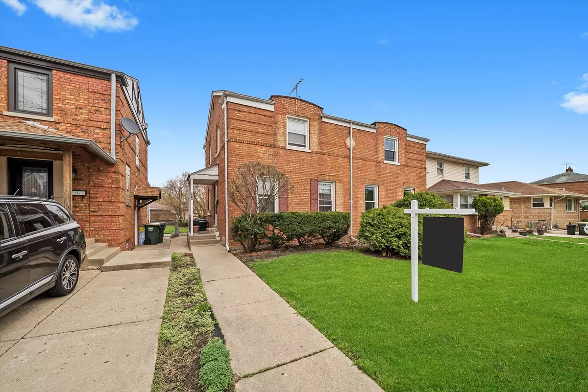 Bellwood, IL 60104,429 Geneva Avenue