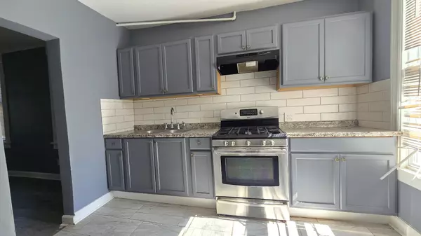 Chicago, IL 60609,2309 W 50th Place