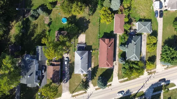 Westmont, IL 60559,124 W Naperville Road