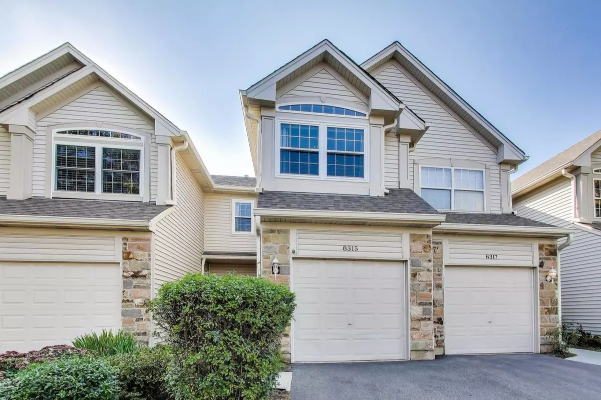 Carpentersville, IL 60110,8315 Sierra Woods Lane