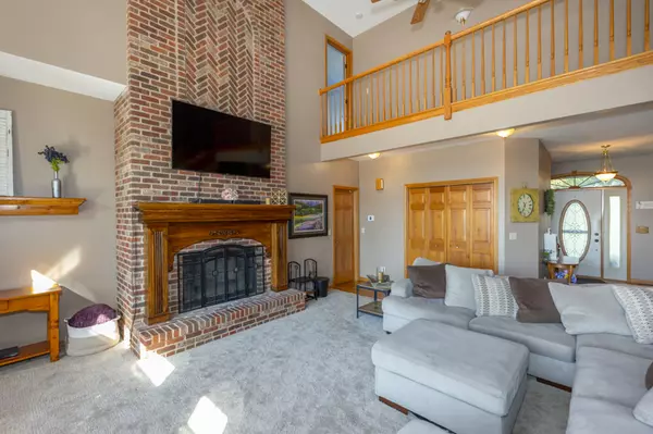 Genoa, IL 60135,33605 E Pine Circle