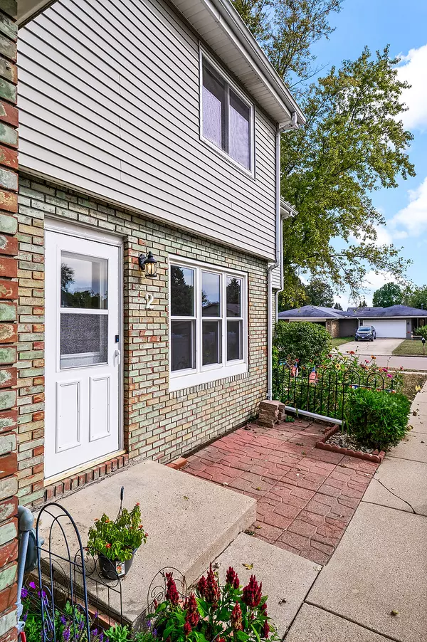 Normal, IL 61761,1402 Keller Road