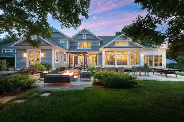 Naperville, IL 60563,1308 N Wright Street