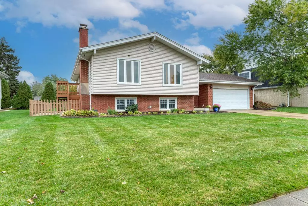 Darien, IL 60561,8S141 Grant Street