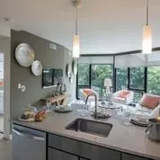 Evanston, IL 60202,847 CHICAGO Avenue #403