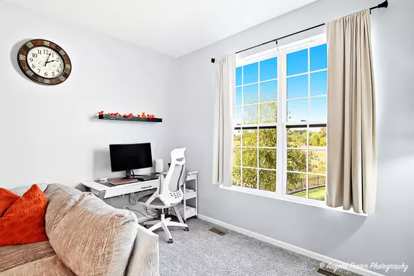 Round Lake, IL 60073,1477 W SEDGEWOOD Court