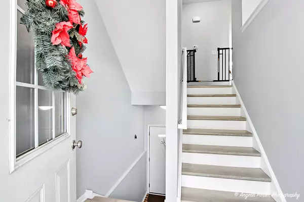 Round Lake, IL 60073,1477 W SEDGEWOOD Court