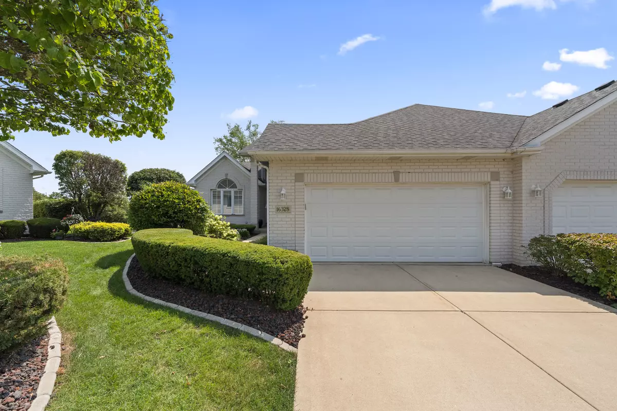 Orland Park, IL 60467,16328 Bob White Circle