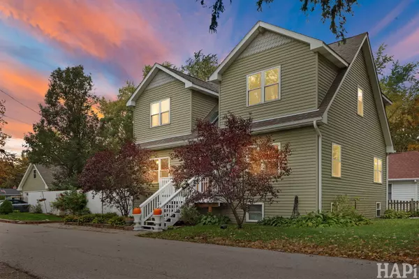 2624 Elm Oak Lane, Mchenry, IL 60051