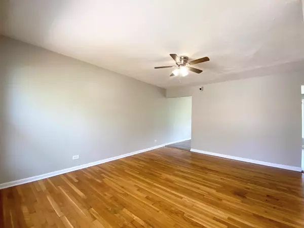 Hazel Crest, IL 60429,3317 Woodworth Place